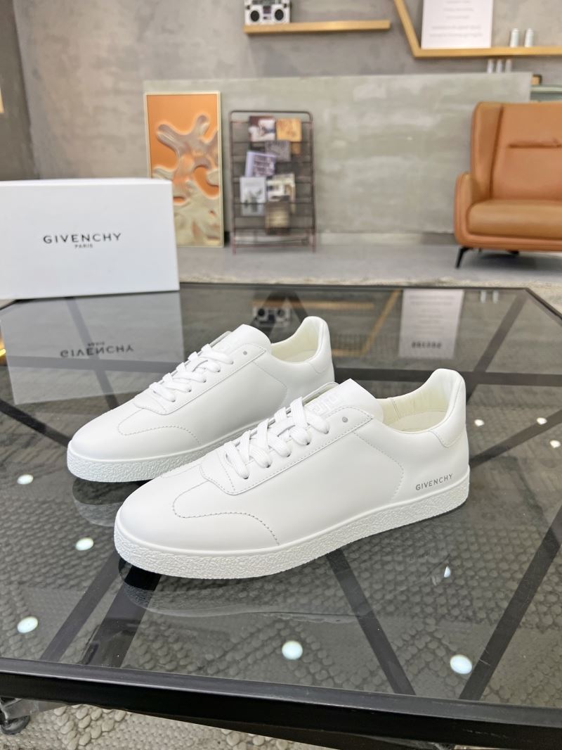 Givenchy Sneakers